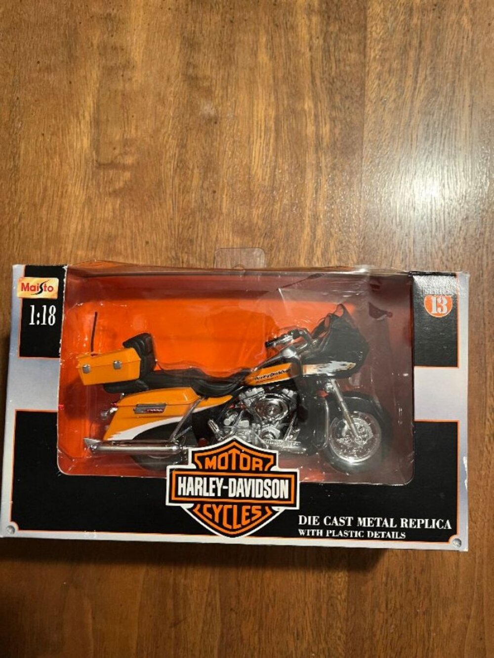 New in Original Box 2002 Series 13 Eagle Road Glide Die Cast Metal Replica